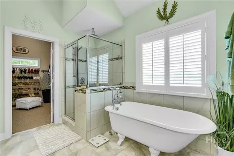 Bath - 4 Grand View Ct, Pooler, GA 31322 photo 4 of 10