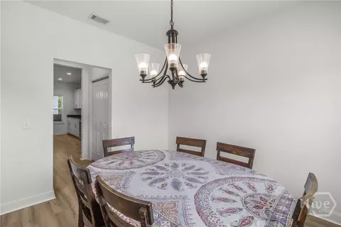 Dining - 39 Richmond Pass Cir, Midway, GA 31320 photo 2 of 4