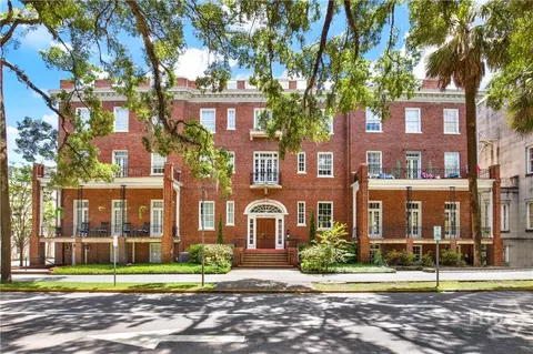 105 W Oglethorpe Ave #307, Savannah, GA 31401