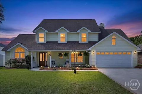 114 Lakeview Ct, Savannah, GA 31406