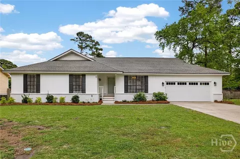 6 Castaway Pl, Savannah, GA 31410