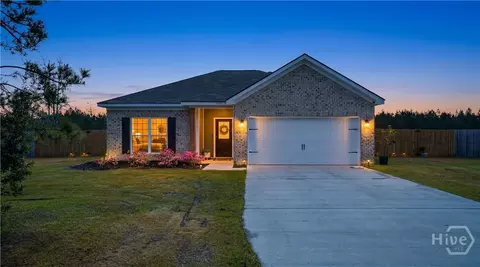 1948 SE Arnold Dr, Allenhurst, GA 31301