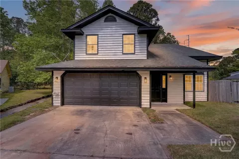 32 Tara Manor Dr, Savannah, GA 31406