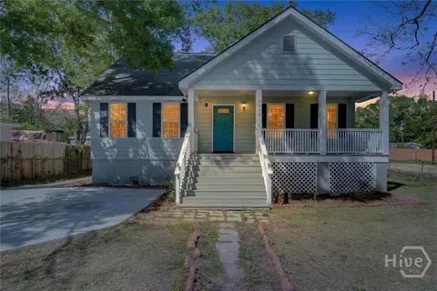 2008 Essex Ave, Savannah, GA 31405