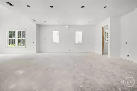 Living - 4 Oak Leaf Pl, Pooler, GA 31322 photo 1 of 3