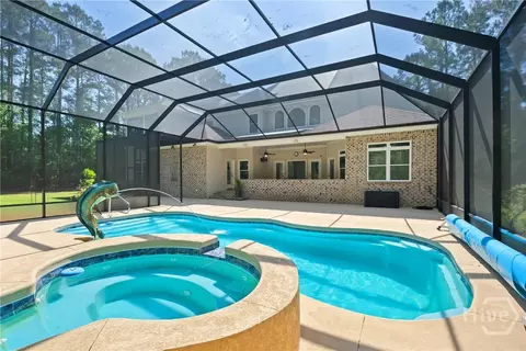 1913 Saint Catherine Cir, Richmond Hill, GA 31324
