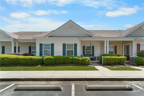 34 Travertine Cir, Savannah, GA 31419