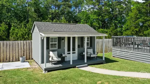 Exterior - 103 Summer Station Dr, Guyton, GA 31312 photo 11 of 12
