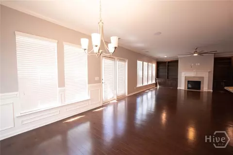 Living - 65 Melody Dr, Pooler, GA 31322 photo 6 of 10