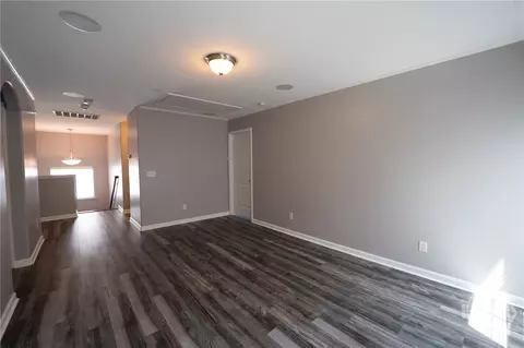 Living - 65 Melody Dr, Pooler, GA 31322 photo 10 of 10