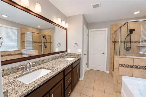 Bath - 65 Melody Dr, Pooler, GA 31322 photo 1 of 10