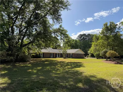199 Ponderosa Rd, Richmond Hill, GA 31324