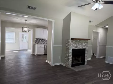 Living - 215 Pinecrest Pl, Pooler, GA 31322 photo 1 of 4