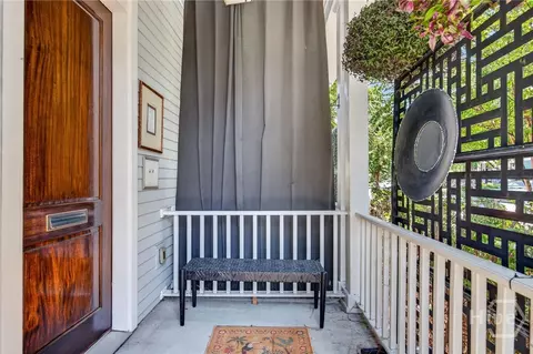 2315 Barnard St, Savannah, GA 31401