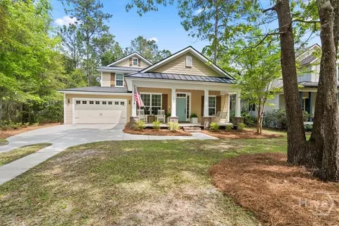 120 Ridgewood Park Ct, Richmond Hill, GA 31324