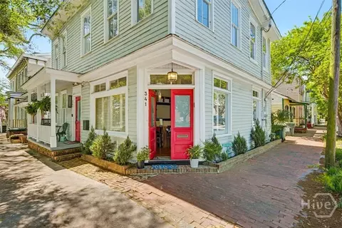 Exterior - 341 E Broad St, Savannah, GA 31401 photo 2 of 10