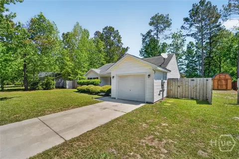 Exterior - 102 Sand Pine Ct, Springfield, GA 31329 photo 1 of 8