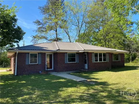394 Thompson Ln, Statesboro, GA 30458