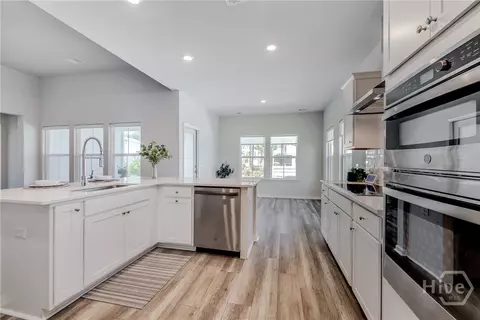 Kitchen - 153 Binscombe Ln, Pooler, GA 31322 photo 4 of 5