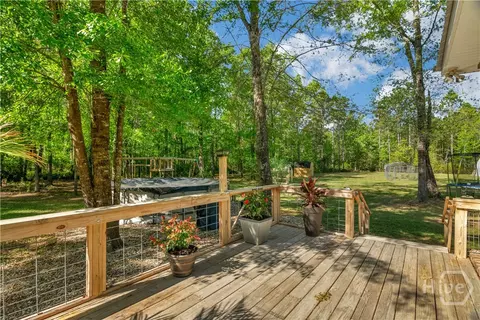 Exterior - 570 Brogdon Rd, Guyton, GA 31312 photo 6 of 7