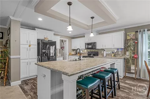 Kitchen - 560 Brogdon Rd, Guyton, GA 31312 photo 2 of 4