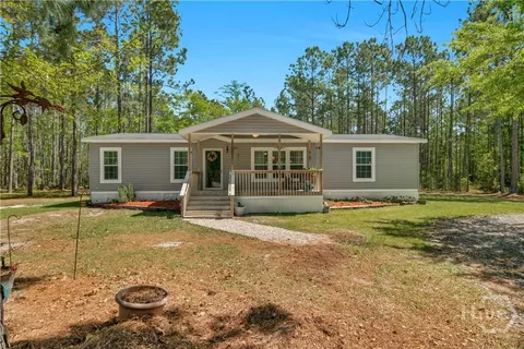 560 Brogdon Rd, Guyton, GA 31312