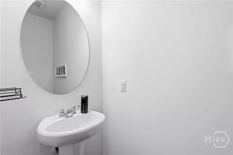 Bath - 146 Congo Ct, Pooler, GA 31322 photo 1 of 3