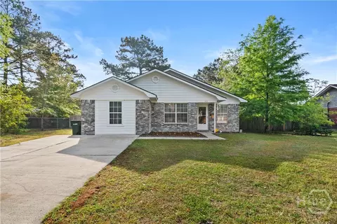 123 Jamey Ln NE, Hinesville, GA 31313