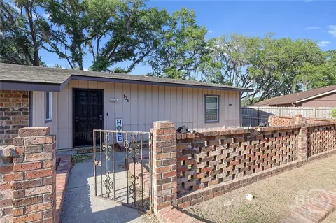 126 Cherokee Cr, Hinesville, GA 31313
