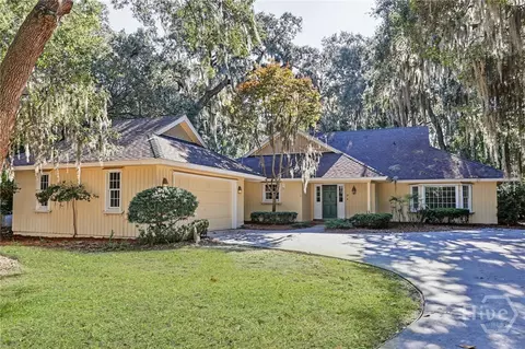 9 Magnolia Xing, Savannah, GA 31411