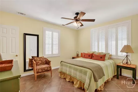 Bedroom - 3207 Center St, Thunderbolt, GA 31404 photo 6 of 13