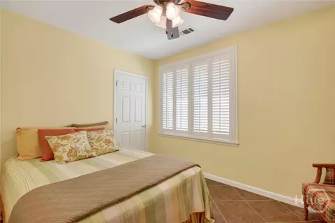 Bedroom - 3207 Center St, Thunderbolt, GA 31404 photo 3 of 13