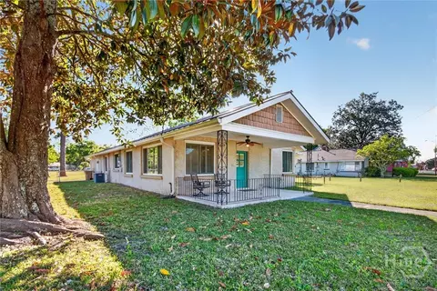 Exterior - 3207 Center St, Thunderbolt, GA 31404 photo 2 of 7