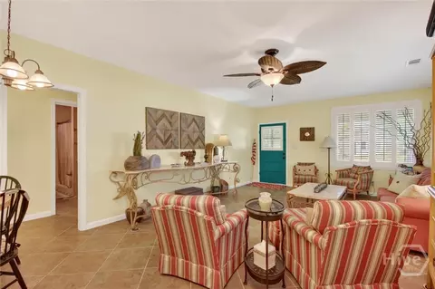 Living - 3207 Center St, Thunderbolt, GA 31404 photo 2 of 4