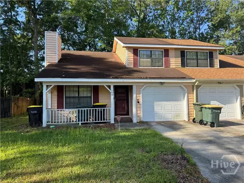 145 Holland Park Cir, Savannah, GA 31419