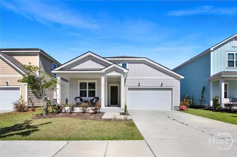 815 Longleaf Dr, Richmond Hill, GA 31324