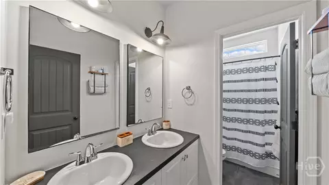 Bath - 104 Summer Station Dr, Guyton, GA 31312 photo 6 of 7