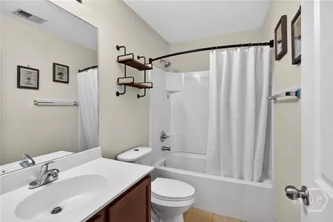 Bath - 68 Westbourne Way, Savannah, GA 31407 photo 3 of 3