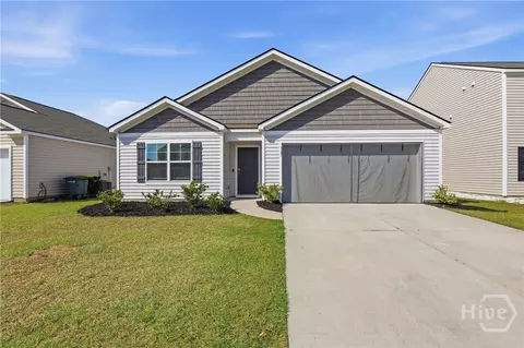128 Skylark Rd, Bloomingdale, GA 31302
