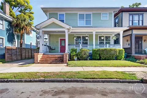 522 E 40th St, Savannah, GA 31401