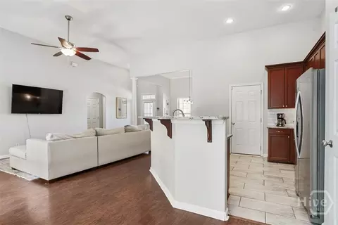 Entry Way - 192 Willow Point Cir, Savannah, GA 31407 photo 1 of 8