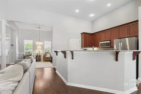 Entry Way - 192 Willow Point Cir, Savannah, GA 31407 photo 3 of 8