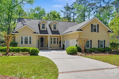 5 Waterford Ln, Savannah, GA 31411