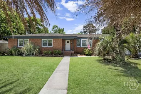 3111 Wright St, Savannah, GA 31404