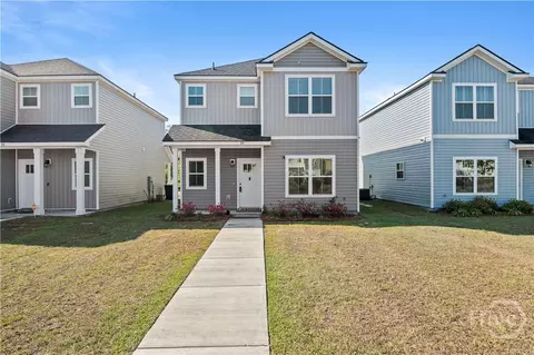 35 Governors Blvd, Hinesville, GA 31313