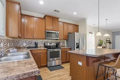 Kitchen - 100 Sonata Cir, Pooler, GA 31322 photo 3 of 3