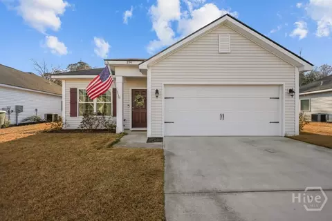 254 Brightleaf Cir, Hinesville, GA 31313