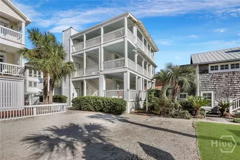 3 2nd Terrace St, Tybee Island, GA 31328