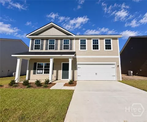 135 Pitchline Dr, Hinesville, GA 31313