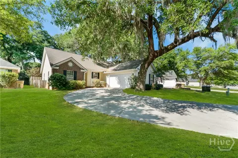 53 Blue Lake St, Richmond Hill, GA 31324